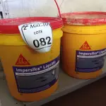LOTE 082 - 02 BALDES DE IMPERSIKA LÍQUIDO ADITIVO PLASTIFICANTE PARA ARGAMASSA DE ASSENTAMENTO E REBOCO, 18 LITROS CADA. (NO ESTADO) ATENÇÃO! FAZER A VISITAÇÃO ANTES DE ARREMATAR, NÃO SABEMOS SE FUNCIONA. LEILÃO NÃO TEM GARANTIA E NEM DEVOLUÇÃO, SUJEITO A POSSÍVEIS AVARIAS VISÍVEIS/OCULTAS E/OU AUSÊNCIA DE COMPONENTES.
