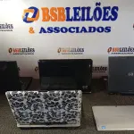 LOTE 036 - 04 NOTEBOOKS E 01 TABLET COM MARCAS E MODELOS DIVERSOS PARA RETIRADA DE PEÇAS. (NO ESTADO) ATENÇÃO! FAZER A VISITAÇÃO ANTES DE ARREMATAR, NÃO SABEMOS SE FUNCIONA. LEILÃO NÃO TEM GARANTIA E NEM DEVOLUÇÃO, SUJEITO A POSSÍVEIS AVARIAS VISÍVEIS/OCULTAS E/OU AUSÊNCIA DE COMPONENTES.