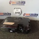 LOTE 018 - 01 PROJETOR MARCA EPSON DE 220W. (NO ESTADO) ATENÇÃO! FAZER A VISITAÇÃO ANTES DE ARREMATAR, NÃO SABEMOS SE FUNCIONA. LEILÃO NÃO TEM GARANTIA E NEM DEVOLUÇÃO, SUJEITO A POSSÍVEIS AVARIAS VISÍVEIS/OCULTAS E/OU AUSÊNCIA DE COMPONENTES.