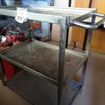 LOTE 102 - 01 CARRINHO COM 03 BANDEJAS EM INOX COM RODINHAS. (NO ESTADO) ATENÇÃO! FAZER A VISITAÇÃO ANTES DE ARREMATAR, NÃO SABEMOS SE FUNCIONA. LEILÃO NÃO TEM GARANTIA E NEM DEVOLUÇÃO, SUJEITO A POSSÍVEIS AVARIAS VISÍVEIS/OCULTAS E/OU AUSÊNCIA DE COMPONENTES.