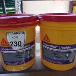LOTE 230 - 02 BALDES DE IMPERSIKA LÍQUIDO ADITIVO PLASTIFICANTE PARA ARGAMASSA DE ASSENTAMENTO E REBOCO, 18 LITROS CADA. (NO ESTADO) ATENÇÃO! FAZER A VISITAÇÃO ANTES DE ARREMATAR, NÃO SABEMOS SE FUNCIONA. LEILÃO NÃO TEM GARANTIA E NEM DEVOLUÇÃO, SUJEITO A POSSÍVEIS AVARIAS VISÍVEIS/OCULTAS E/OU AUSÊNCIA DE COMPONENTES.