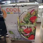 LOTE 243 - 01 CARRINHO PARA FRIOS EM INOX. (NO ESTADO) ATENÇÃO! FAZER A VISITAÇÃO ANTES DE ARREMATAR, NÃO SABEMOS SE FUNCIONA. LEILÃO NÃO TEM GARANTIA E NEM DEVOLUÇÃO, SUJEITO A POSSÍVEIS AVARIAS VISÍVEIS/OCULTAS E/OU AUSÊNCIA DE COMPONENTES.