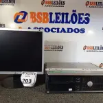 LOTE 203 - 01 MONITOR LG E 01 CPU DELL. (NO ESTADO) ATENÇÃO! FAZER A VISITAÇÃO ANTES DE ARREMATAR, NÃO SABEMOS SE FUNCIONA. LEILÃO NÃO TEM GARANTIA E NEM DEVOLUÇÃO, SUJEITO A POSSÍVEIS AVARIAS VISÍVEIS/OCULTAS E/OU AUSÊNCIA DE COMPONENTES.
