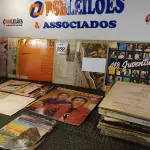 LOTE 059 - 43 DISCOS DIVERSOS. (NO ESTADO) ATENÇÃO! FAZER A VISITAÇÃO ANTES DE ARREMATAR, NÃO SABEMOS SE FUNCIONA. LEILÃO NÃO TEM GARANTIA E NEM DEVOLUÇÃO, SUJEITO A POSSÍVEIS AVARIAS VISÍVEIS/OCULTAS E/OU AUSÊNCIA DE COMPONENTES.