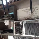 LOTE 275 - 01 SUCATA DE SERVIDOR, 01 ESTABILIZADOR, 02 CARRINHOS PARA CPU E 01 RÉGUA DE DISTRIBUIÇÃO DE ENERGIA MARCA DELL.  (NO ESTADO) ATENÇÃO! FAZER A VISITAÇÃO ANTES DE ARREMATAR, NÃO SABEMOS SE FUNCIONA. LEILÃO NÃO TEM GARANTIA E NEM DEVOLUÇÃO, SUJEITO A POSSÍVEIS AVARIAS VISÍVEIS/OCULTAS E/OU AUSÊNCIA DE COMPONENTES.