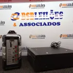 LOTE 053 - 01 TOCA CDS MARCA SONY 220V E 01 CAIXA DE SOM PORTÁTIL LENDEX. (NO ESTADO) ATENÇÃO! FAZER A VISITAÇÃO ANTES DE ARREMATAR, NÃO SABEMOS SE FUNCIONA. LEILÃO NÃO TEM GARANTIA E NEM DEVOLUÇÃO, SUJEITO A POSSÍVEIS AVARIAS VISÍVEIS/OCULTAS E/OU AUSÊNCIA DE COMPONENTES.