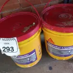 LOTE 293 - 02 BALDES DE IMPERSIKA LÍQUIDO ADITIVO PLASTIFICANTE PARA ARGAMASSA DE ASSENTAMENTO E REBOCO, 18 LITROS CADA. (NO ESTADO) ATENÇÃO! FAZER A VISITAÇÃO ANTES DE ARREMATAR, NÃO SABEMOS SE FUNCIONA. LEILÃO NÃO TEM GARANTIA E NEM DEVOLUÇÃO, SUJEITO A POSSÍVEIS AVARIAS VISÍVEIS/OCULTAS E/OU AUSÊNCIA DE COMPONENTES.