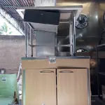 LOTE 270 - 02 ARMÁRIOS COM TAMPA E 01 MESA. (NO ESTADO) ATENÇÃO! FAZER A VISITAÇÃO ANTES DE ARREMATAR, NÃO SABEMOS SE FUNCIONA. LEILÃO NÃO TEM GARANTIA E NEM DEVOLUÇÃO, SUJEITO A POSSÍVEIS AVARIAS VISÍVEIS/OCULTAS E/OU AUSÊNCIA DE COMPONENTES.