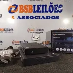 LOTE 017 -  02 DVRS E 03 CÂMERAS DE SEGURANÇA. (NO ESTADO) ATENÇÃO! FAZER A VISITAÇÃO ANTES DE ARREMATAR, NÃO SABEMOS SE FUNCIONA. LEILÃO NÃO TEM GARANTIA E NEM DEVOLUÇÃO, SUJEITO A POSSÍVEIS AVARIAS VISÍVEIS/OCULTAS E/OU AUSÊNCIA DE COMPONENTES.