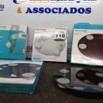 LOTE 118 - 04 BALANÇAS DIGITAIS MARCA MULTILASER. (NO ESTADO) ATENÇÃO! FAZER A VISITAÇÃO ANTES DE ARREMATAR, NÃO SABEMOS SE FUNCIONA. LEILÃO NÃO TEM GARANTIA E NEM DEVOLUÇÃO, SUJEITO A POSSÍVEIS AVARIAS VISÍVEIS/OCULTAS E/OU AUSÊNCIA DE COMPONENTES.