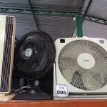 LOTE 095 - 01 LOTE COM VÁRIOS VENTILADORES, MARCAS E MODELOS DIVERSOS COM AVARIAS. (NO ESTADO) ATENÇÃO! FAZER A VISITAÇÃO ANTES DE ARREMATAR, NÃO SABEMOS SE FUNCIONA. LEILÃO NÃO TEM GARANTIA E NEM DEVOLUÇÃO, SUJEITO A POSSÍVEIS AVARIAS VISÍVEIS/OCULTAS E/OU AUSÊNCIA DE COMPONENTES.