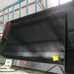 LOTE 120 - 02 TVS SENDO UMA DE 40” POLEGADAS E A OUTRA DE 32” MARCAS E MODELOS DIVERSOS PARA A RETIRADA DE PEÇAS. (NO ESTADO) ATENÇÃO! FAZER A VISITAÇÃO ANTES DE ARREMATAR, NÃO SABEMOS SE FUNCIONA. LEILÃO NÃO TEM GARANTIA E NEM DEVOLUÇÃO, SUJEITO A POSSÍVEIS AVARIAS VISÍVEIS/OCULTAS E/OU AUSÊNCIA DE COMPONENTES.