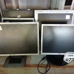 LOTE 072 - 06 MONITORES LCD MARCAS E MODELOS DIVERSOS PARA A RETIRADA DE PEÇAS. (NO ESTADO) ATENÇÃO! FAZER A VISITAÇÃO ANTES DE ARREMATAR, NÃO SABEMOS SE FUNCIONA. LEILÃO NÃO TEM GARANTIA E NEM DEVOLUÇÃO, SUJEITO A POSSÍVEIS AVARIAS VISÍVEIS/OCULTAS E/OU AUSÊNCIA DE COMPONENTES.