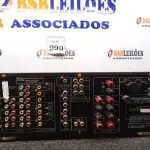 LOTE 090 - 01 RECEIVER MARCA MARANTZ MODELO SR870. (NO ESTADO) ATENÇÃO! FAZER A VISITAÇÃO ANTES DE ARREMATAR, NÃO SABEMOS SE FUNCIONA. LEILÃO NÃO TEM GARANTIA E NEM DEVOLUÇÃO, SUJEITO A POSSÍVEIS AVARIAS VISÍVEIS/OCULTAS E/OU AUSÊNCIA DE COMPONENTES.