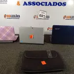 LOTE 021 - 03 NETBOOKS MARCAS E MODELOS DIVERSOS. (NO ESTADO) ATENÇÃO! FAZER A VISITAÇÃO ANTES DE ARREMATAR, NÃO SABEMOS SE FUNCIONA. LEILÃO NÃO TEM GARANTIA E NEM DEVOLUÇÃO, SUJEITO A POSSÍVEIS AVARIAS VISÍVEIS/OCULTAS E/OU AUSÊNCIA DE COMPONENTES.