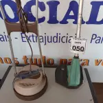 LOTE 050 - 01 ENCERADEIRA ELECTROLUX E 01 CORTADOR DE GRAMA MARCA TRAPP. (NO ESTADO) ATENÇÃO! FAZER A VISITAÇÃO ANTES DE ARREMATAR, NÃO SABEMOS SE FUNCIONA. LEILÃO NÃO TEM GARANTIA E NEM DEVOLUÇÃO, SUJEITO A POSSÍVEIS AVARIAS VISÍVEIS/OCULTAS E/OU AUSÊNCIA DE COMPONENTES.