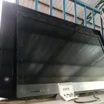 LOTE 120 - 02 TVS SENDO UMA DE 40” POLEGADAS E A OUTRA DE 32” MARCAS E MODELOS DIVERSOS PARA A RETIRADA DE PEÇAS. (NO ESTADO) ATENÇÃO! FAZER A VISITAÇÃO ANTES DE ARREMATAR, NÃO SABEMOS SE FUNCIONA. LEILÃO NÃO TEM GARANTIA E NEM DEVOLUÇÃO, SUJEITO A POSSÍVEIS AVARIAS VISÍVEIS/OCULTAS E/OU AUSÊNCIA DE COMPONENTES.