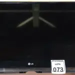 LOTE 073 - 01 TV MARCA LG MODELO 47LH45ED 47 POLEGADAS. (NO ESTADO) ATENÇÃO! FAZER A VISITAÇÃO ANTES DE ARREMATAR, NÃO SABEMOS SE FUNCIONA. LEILÃO NÃO TEM GARANTIA E NEM DEVOLUÇÃO, SUJEITO A POSSÍVEIS AVARIAS VISÍVEIS/OCULTAS E/OU AUSÊNCIA DE COMPONENTES.
