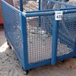 LOTE 478 - 01 CARRINHO PARA TRANSPORTE EM FERRO. (NO ESTADO) ATENÇÃO! FAZER A VISITAÇÃO ANTES DE ARREMATAR, NÃO SABEMOS SE FUNCIONA. LEILÃO NÃO TEM GARANTIA E NEM DEVOLUÇÃO, SUJEITO A POSSÍVEIS AVARIAS VISÍVEIS/OCULTAS E/OU AUSÊNCIA DE COMPONENTES.