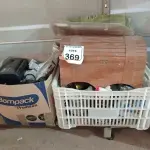 LOTE 369 - 02 CAIXAS COM MATERIAIS DIVERSOS. (NO ESTADO) ATENÇÃO! FAZER A VISITAÇÃO ANTES DE ARREMATAR, NÃO SABEMOS SE FUNCIONA. LEILÃO NÃO TEM GARANTIA E NEM DEVOLUÇÃO, SUJEITO A POSSÍVEIS AVARIAS VISÍVEIS/OCULTAS E/OU AUSÊNCIA DE COMPONENTES.