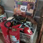 LOTE 368 - 03 EXTINTORES DE INCÊNDIO, VÁRIAS TORNEIRAS DE METAL E MATERIAIS DIVERSO. (NO ESTADO) ATENÇÃO! FAZER A VISITAÇÃO ANTES DE ARREMATAR, NÃO SABEMOS SE FUNCIONA. LEILÃO NÃO TEM GARANTIA E NEM DEVOLUÇÃO, SUJEITO A POSSÍVEIS AVARIAS VISÍVEIS/OCULTAS E/OU AUSÊNCIA DE COMPONENTES.