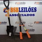 LOTE 040 - 01 SACHO PARA JARDINAGEM, 01 PÁ E 01 TESOURA PARA JARDIM. (NO ESTADO) ATENÇÃO! FAZER A VISITAÇÃO ANTES DE ARREMATAR, NÃO SABEMOS SE FUNCIONA. LEILÃO NÃO TEM GARANTIA E NEM DEVOLUÇÃO, SUJEITO A POSSÍVEIS AVARIAS VISÍVEIS/OCULTAS E/OU AUSÊNCIA DE COMPONENTES.
