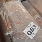 LOTE 083 - 01 - PAINEL PARA TV ATÉ 60” DJ MÓVEIS NEW GRECO 2 PRATELEIRAS (NO ESTADO, NÃO SABEMOS SE FUNCIONA. LEILÃO NÃO TEM GARANTIA E NEM DEVOLUÇÃO, SUJEITO A POSSÍVEIS AVARIAS VISÍVEIS/OCULTAS E/OU AUSÊNCIA DE COMPONENTES)