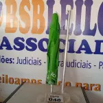 LOTE 048 - 01 - GUARDA SOL 1.60 ALUMÍNIO (NO ESTADO, NÃO SABEMOS SE FUNCIONA. LEILÃO NÃO TEM GARANTIA E NEM DEVOLUÇÃO, SUJEITO A POSSÍVEIS AVARIAS VISÍVEIS/OCULTAS E/OU AUSÊNCIA DE COMPONENTES)