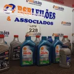 LOTE 228 - 15 – ÓLEOS AUTOMOTIVOS DIVERSOS (NO ESTADO, NÃO SABEMOS SE FUNCIONA. LEILÃO NÃO TEM GARANTIA E NEM DEVOLUÇÃO, SUJEITO A POSSÍVEIS AVARIAS VISÍVEIS/OCULTAS E/OU AUSÊNCIA DE COMPONENTES)