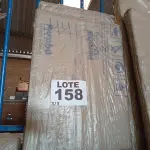 LOTE 158 - 01 - GUARDA ROUPA INFANTIL 4 PORTAS E 3 GAVETAS 100 MDF MIMO BRANCO (NO ESTADO, NÃO SABEMOS SE FUNCIONA. LEILÃO NÃO TEM GARANTIA E NEM DEVOLUÇÃO, SUJEITO A POSSÍVEIS AVARIAS VISÍVEIS/OCULTAS E/OU AUSÊNCIA DE COMPONENTES)