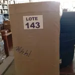 LOTE 143 - 01 - APARADOR BUFFET 4 PORTAS MULTIMÓVEIS (NO ESTADO, NÃO SABEMOS SE FUNCIONA. LEILÃO NÃO TEM GARANTIA E NEM DEVOLUÇÃO, SUJEITO A POSSÍVEIS AVARIAS VISÍVEIS/OCULTAS E/OU AUSÊNCIA DE COMPONENTES)