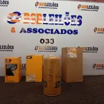 LOTE 033 - 05 - FILTROS DE ÓLEO CATERPILLAR (NO ESTADO, NÃO SABEMOS SE FUNCIONA. LEILÃO NÃO TEM GARANTIA E NEM DEVOLUÇÃO, SUJEITO A POSSÍVEIS AVARIAS VISÍVEIS/OCULTAS E/OU AUSÊNCIA DE COMPONENTES)
