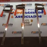 LOTE 050 - 03 - GRAMPOS SARGENTO PROFISSIONAL PARA MARCENEIRO (NO ESTADO, NÃO SABEMOS SE FUNCIONA. LEILÃO NÃO TEM GARANTIA E NEM DEVOLUÇÃO, SUJEITO A POSSÍVEIS AVARIAS VISÍVEIS/OCULTAS E/OU AUSÊNCIA DE COMPONENTES)
