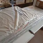 LOTE 087 - 01 - GUARDA ROUPA CASAL 2 PORTAS 4 GAVETAS VERONA PLUS (NO ESTADO, NÃO SABEMOS SE FUNCIONA. LEILÃO NÃO TEM GARANTIA E NEM DEVOLUÇÃO, SUJEITO A POSSÍVEIS AVARIAS VISÍVEIS/OCULTAS E/OU AUSÊNCIA DE COMPONENTES)