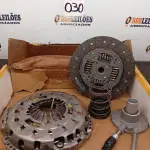 LOTE 030 - 01 - KIT EMBREAGEM E ATUADOR S10 BLAZER LUK (NO ESTADO, NÃO SABEMOS SE FUNCIONA. LEILÃO NÃO TEM GARANTIA E NEM DEVOLUÇÃO, SUJEITO A POSSÍVEIS AVARIAS VISÍVEIS/OCULTAS E/OU AUSÊNCIA DE COMPONENTES)
