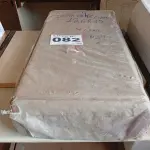 LOTE 082 - 01 - CÔMODA 4 GAVETAS COM PORTA GRAN SELENA (NO ESTADO, NÃO SABEMOS SE FUNCIONA. LEILÃO NÃO TEM GARANTIA E NEM DEVOLUÇÃO, SUJEITO A POSSÍVEIS AVARIAS VISÍVEIS/OCULTAS E/OU AUSÊNCIA DE COMPONENTES)