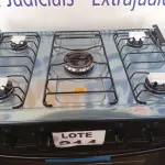 LOTE 214 - 01 - FOGÃO 5 BOCAS PRETO COM MESA INOX ATLAS MÔNACO PLUS BIVOLT (NO ESTADO, NÃO SABEMOS SE FUNCIONA. LEILÃO NÃO TEM GARANTIA E NEM DEVOLUÇÃO, SUJEITO A POSSÍVEIS AVARIAS VISÍVEIS/OCULTAS E/OU AUSÊNCIA DE COMPONENTES)
