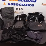 LOTE 010 - 30 – ITENS PARA CARROS (NO ESTADO, NÃO SABEMOS SE FUNCIONA. LEILÃO NÃO TEM GARANTIA E NEM DEVOLUÇÃO, SUJEITO A POSSÍVEIS AVARIAS VISÍVEIS/OCULTAS E/OU AUSÊNCIA DE COMPONENTES)