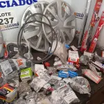LOTE 237 - APROXIMADO 70 ITENS AUTOMOTIVOS DIVERSOS (NO ESTADO, NÃO SABEMOS SE FUNCIONA. LEILÃO NÃO TEM GARANTIA E NEM DEVOLUÇÃO, SUJEITO A POSSÍVEIS AVARIAS VISÍVEIS/OCULTAS E/OU AUSÊNCIA DE COMPONENTES)