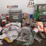LOTE 234 - APROXIMADO 70 ITENS AUTOMOTIVOS DIVERSOS (NO ESTADO, NÃO SABEMOS SE FUNCIONA. LEILÃO NÃO TEM GARANTIA E NEM DEVOLUÇÃO, SUJEITO A POSSÍVEIS AVARIAS VISÍVEIS/OCULTAS E/OU AUSÊNCIA DE COMPONENTES)