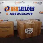 LOTE 022 - 04 - EVAPORADOR AR-CONDICIONADO VOLKSWAGEN GOL, PARATI, SAVEIRO (NO ESTADO, NÃO SABEMOS SE FUNCIONA. LEILÃO NÃO TEM GARANTIA E NEM DEVOLUÇÃO, SUJEITO A POSSÍVEIS AVARIAS VISÍVEIS/OCULTAS E/OU AUSÊNCIA DE COMPONENTES)