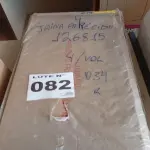 LOTE 082 - 01 - CÔMODA 4 GAVETAS COM PORTA GRAN SELENA (NO ESTADO, NÃO SABEMOS SE FUNCIONA. LEILÃO NÃO TEM GARANTIA E NEM DEVOLUÇÃO, SUJEITO A POSSÍVEIS AVARIAS VISÍVEIS/OCULTAS E/OU AUSÊNCIA DE COMPONENTES)