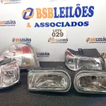 LOTE 029 - 09 – FARÓIS DIVERSOS (NO ESTADO, NÃO SABEMOS SE FUNCIONA. LEILÃO NÃO TEM GARANTIA E NEM DEVOLUÇÃO, SUJEITO A POSSÍVEIS AVARIAS VISÍVEIS/OCULTAS E/OU AUSÊNCIA DE COMPONENTES)