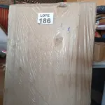 LOTE 186 - 01 – BERÇO BRANCO (NO ESTADO, NÃO SABEMOS SE FUNCIONA. LEILÃO NÃO TEM GARANTIA E NEM DEVOLUÇÃO, SUJEITO A POSSÍVEIS AVARIAS VISÍVEIS/OCULTAS E/OU AUSÊNCIA DE COMPONENTES)
