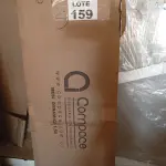 LOTE 159 - 01 - MESA DE ESCRITÓRIO STUDIO NOGAL 150 CM (NO ESTADO, NÃO SABEMOS SE FUNCIONA. LEILÃO NÃO TEM GARANTIA E NEM DEVOLUÇÃO, SUJEITO A POSSÍVEIS AVARIAS VISÍVEIS/OCULTAS E/OU AUSÊNCIA DE COMPONENTES)