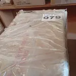 LOTE 079 - 01 - COMODA INFANTIL BRANCO COM PORTA MEL (NO ESTADO, NÃO SABEMOS SE FUNCIONA. LEILÃO NÃO TEM GARANTIA E NEM DEVOLUÇÃO, SUJEITO A POSSÍVEIS AVARIAS VISÍVEIS/OCULTAS E/OU AUSÊNCIA DE COMPONENTES)