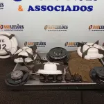 LOTE 112 - 01 - FOGÃO COOKTOP 5 BOCAS VIDRO QUEBRADO (NO ESTADO, NÃO SABEMOS SE FUNCIONA. LEILÃO NÃO TEM GARANTIA E NEM DEVOLUÇÃO, SUJEITO A POSSÍVEIS AVARIAS VISÍVEIS/OCULTAS E/OU AUSÊNCIA DE COMPONENTES)