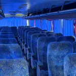 LOTE 004 - 01 ÔNIBUS COMIL VERSATILE 17230, ANO 2013/2013 49 LUGARES, PNEUS NOVOS, RODAS DE ALUMÍNIO, 2024 QUITADO, BAIXA QUILOMETRAGEM, MANUTENÇÕES EM DIA, BAGAGEIROS LATERAIS E INTERNO, ESTADO DE NOVO,  PARA CLIENTES EXIGENTES (NO ESTADO)