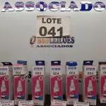 LOTE 041 - 17 - GARRAFAS DE TINTA EPSON (NO ESTADO, NÃO SABEMOS SE FUNCIONA. LEILÃO NÃO TEM GARANTIA E NEM DEVOLUÇÃO, SUJEITO A POSSÍVEIS AVARIAS VISÍVEIS/OCULTAS E/OU AUSÊNCIA DE COMPONENTES)