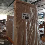 LOTE 166 - 01 - RACK PARA TV RETRO PÊS 1 80M 6917A (NO ESTADO, NÃO SABEMOS SE FUNCIONA. LEILÃO NÃO TEM GARANTIA E NEM DEVOLUÇÃO, SUJEITO A POSSÍVEIS AVARIAS VISÍVEIS/OCULTAS E/OU AUSÊNCIA DE COMPONENTES)